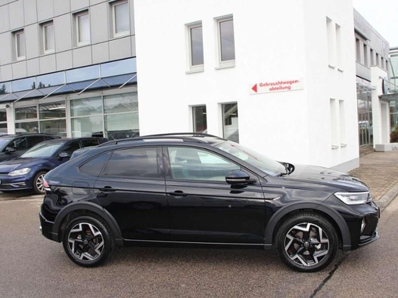 Gebraucht VW Taigo R-line 150 PS (110 kW) 2025 Deep black perleffekt SUV