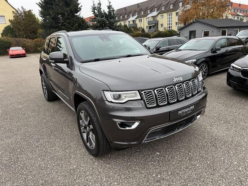 Schwarz Gebraucht 2018 Jeep Grand Cherokee Overland SUV | 24.950 € (Fairer Preis) - Bild 1/4
