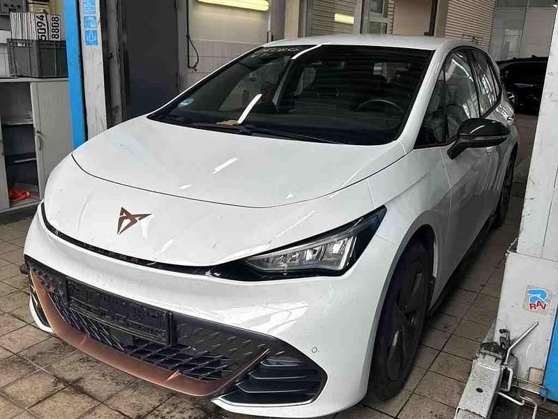 Gebraucht Cupra Born 150 kW (204 PS) 2022 Eisweiß Kleinwagen