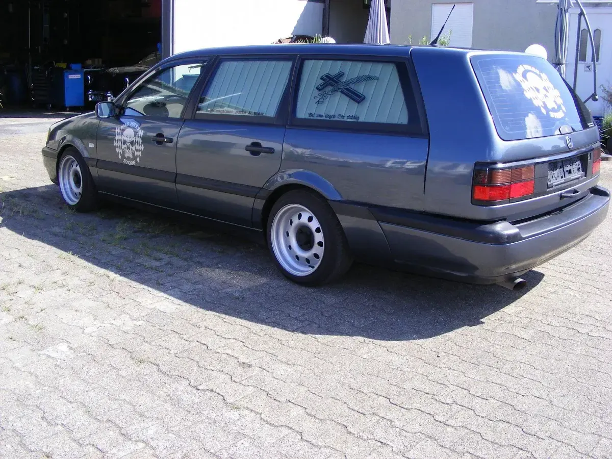 Gebraucht VW Passat 90 PS (66 kW) 1995 Blau Kombi