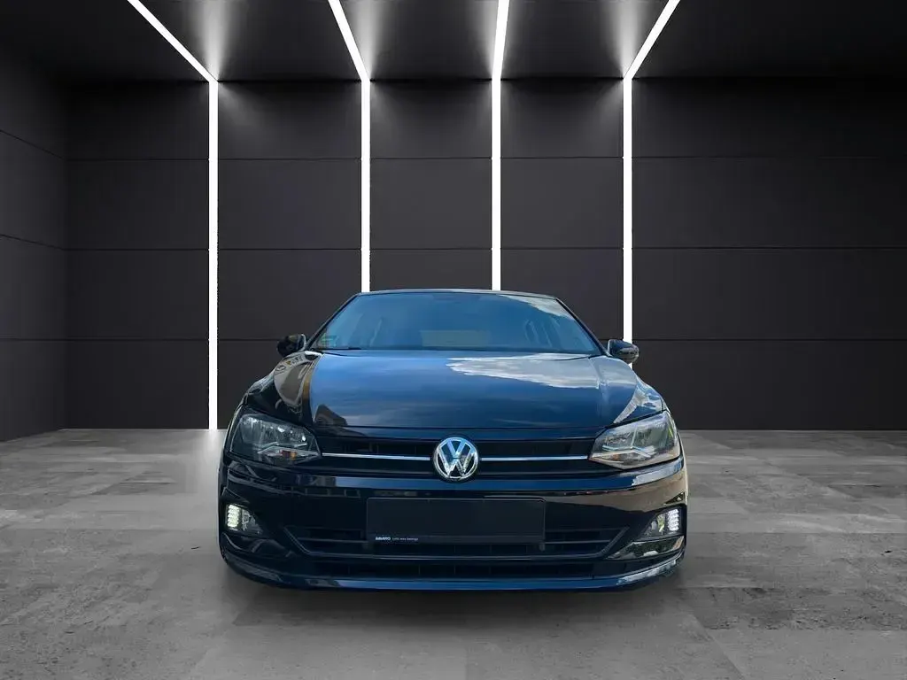 Gebraucht VW Polo Comfortline 95 PS (69 kW) 2019 Schwarz Kleinwagen