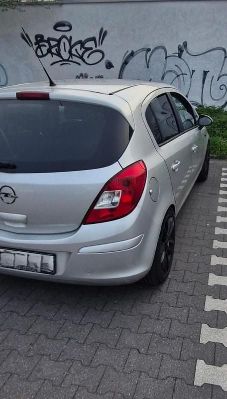 Gebraucht Opel Corsa 63 PS (46 kW) 2010 Grau Kleinwagen