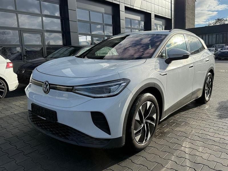 Weiß Gebraucht 2021 VW ID.4 Pro Performance SUV | 18.990 € (Fairer Preis) - Bild 1/4
