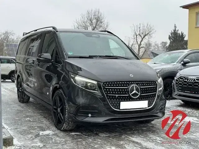Gebraucht Mercedes V300 Exclusive 237 PS (174 kW) 2024 Grau Van / Kleinbus