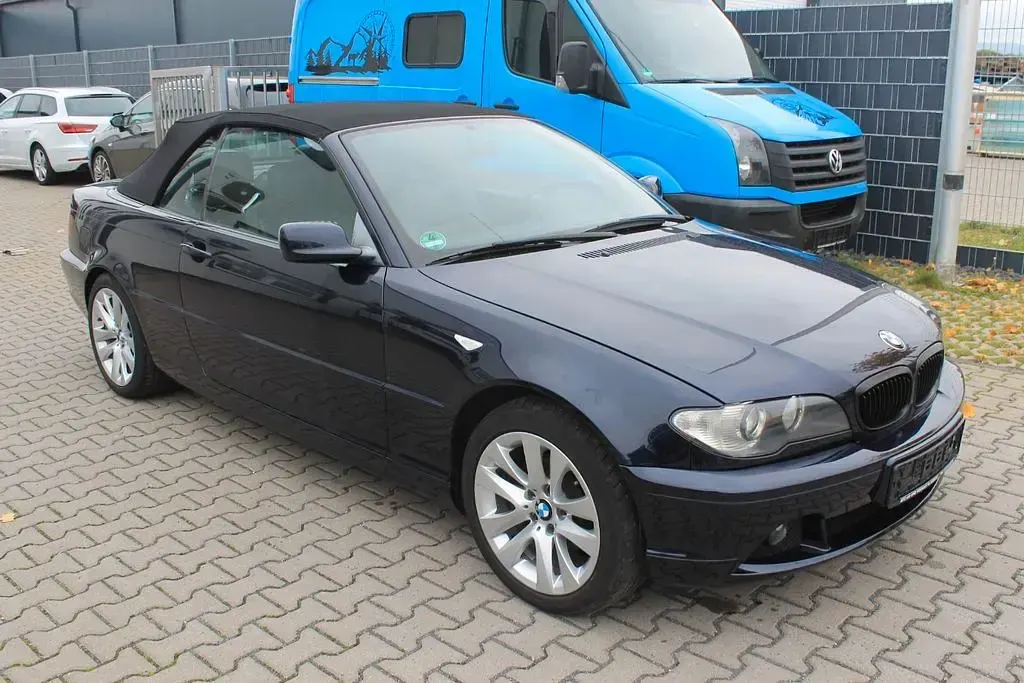 Gebraucht BMW 318 Cabriolet 143 PS (105 kW) 2006 Blau Cabrio