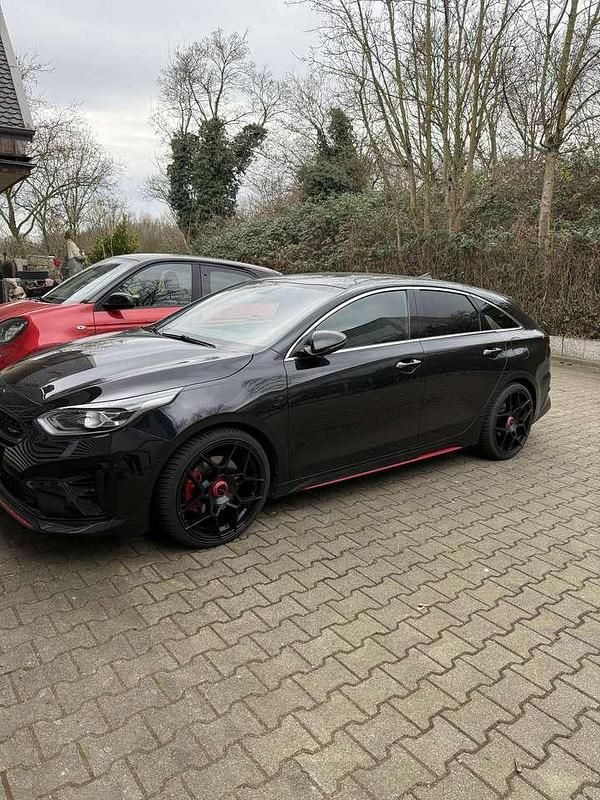 Gebraucht Kia ProCeed GT 204 PS (150 kW) 2021 Schwarz Kombi