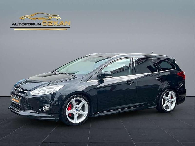 Other Gebraucht 2013 Ford Focus ST-Line Kombi | 9.999 € - Bild 1/4