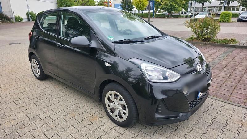 Schwarz Gebraucht 2018 Hyundai i10 Kleinwagen | 4.599 € (Fairer Preis) - Bild 1/4