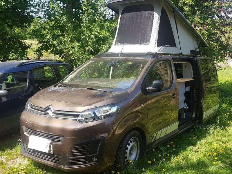 Braun Gebraucht 2024 Citroën Spacetourer Van | 44.900 € - Bild 1/4