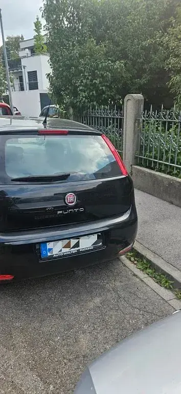 Gebraucht Fiat Punto 77 PS (56 kW) 2016 Schwarz Kleinwagen