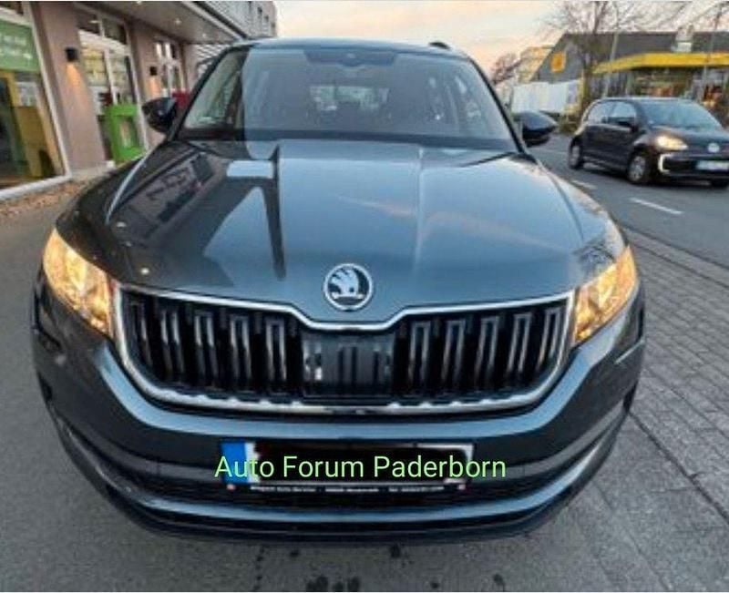 Grau Gebraucht 2017 Skoda Kodiaq Ambition SUV | 15.999 € (Superpreis) - Bild 1/4
