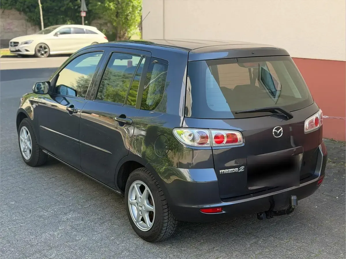 Usata Mazda 2 80 CV (58 kW) 2007 Grigio Utilitaria
