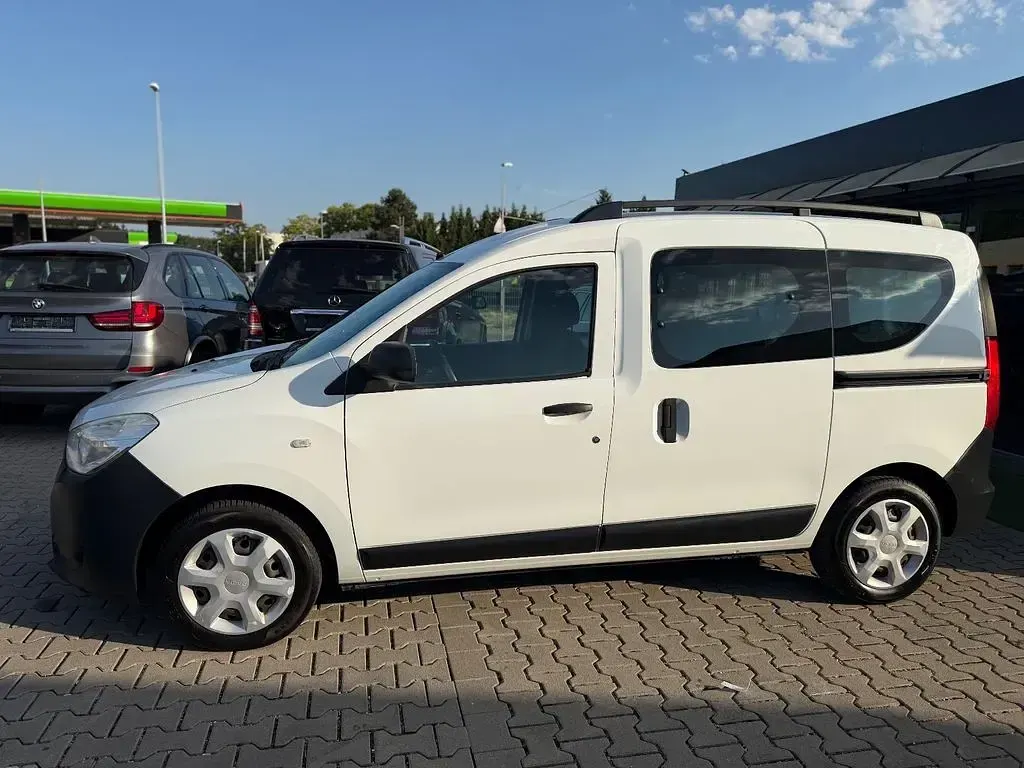 Gebraucht Dacia Dokker Ambiance 102 PS (75 kW) 2017 Weiß Van / Kleinbus