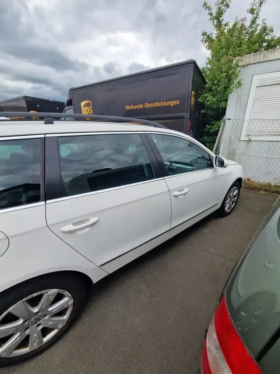 Gebraucht VW Passat 110 PS (80 kW) 2010 Weiß Kombi
