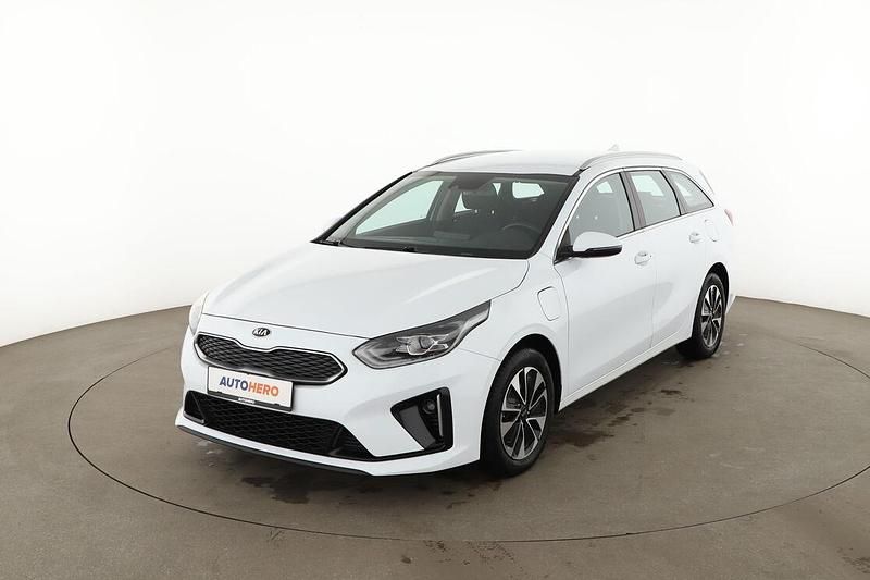 Gebraucht Kia Ceed Vision 60 PS (44 kW) 2021 Weiß Kleinwagen
