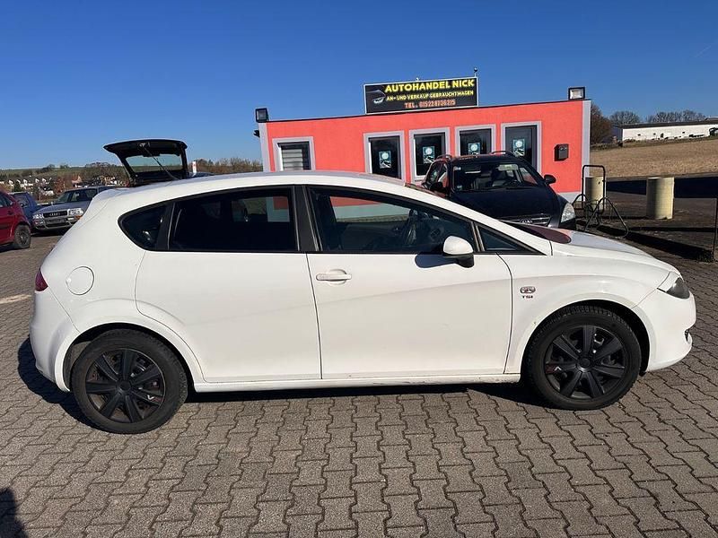 Gebraucht Seat Leon Stylance 160 PS (117 kW) 2008 Weiß Kleinwagen