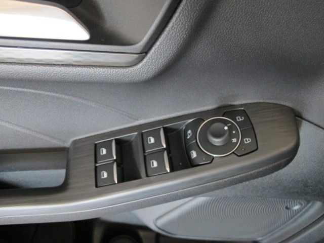 Gebraucht Ford Kuga Titanium 150 PS (110 kW) 2024 Lucidrot metallic SUV