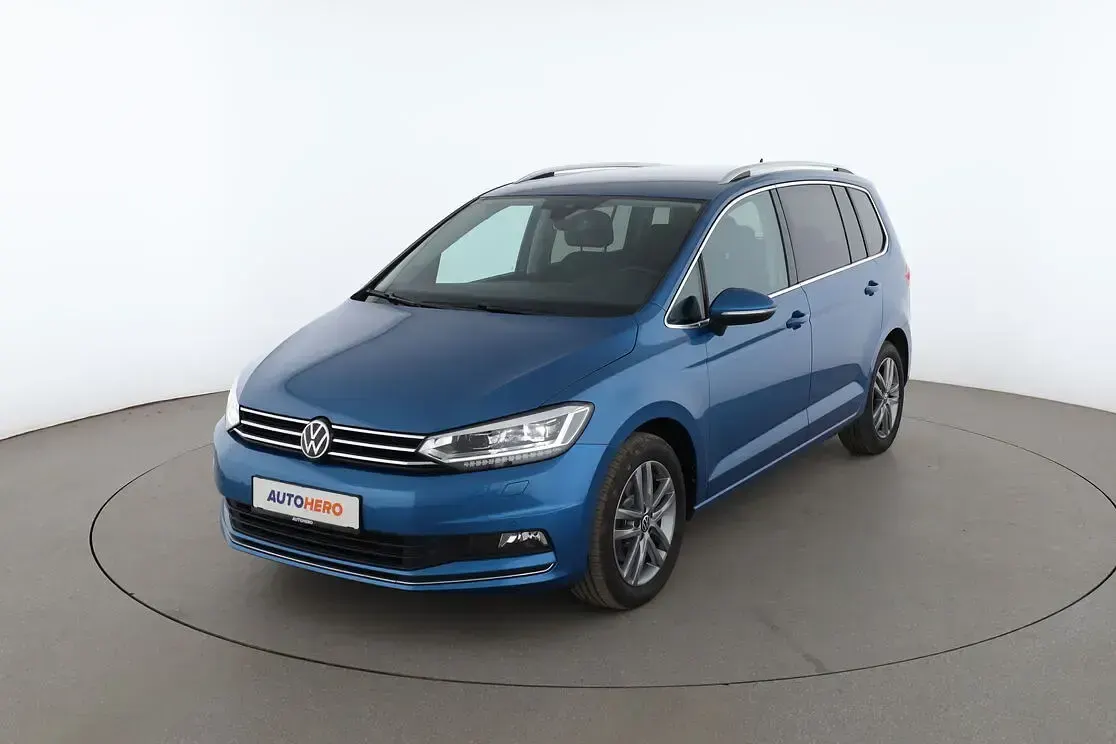 Gebraucht VW Touran Highline 150 PS (110 kW) 2022 Van / Kleinbus