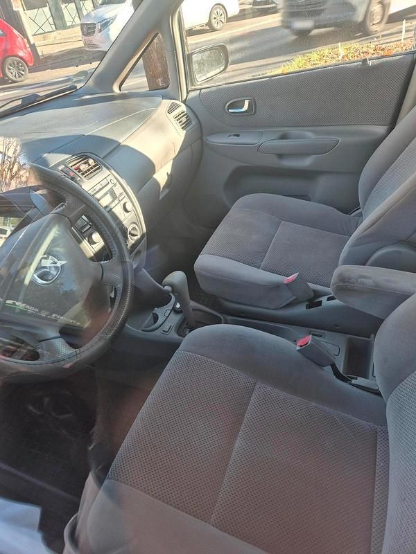 Gebraucht Mazda Premacy 136 PS (100 kW) 2003 Rot Van / Kleinbus