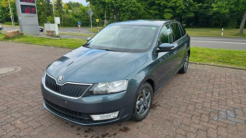Grau Gebraucht 2017 Skoda Rapid Ambition Limousine | 10.000 € (Guter Preis) - Bild 1/4