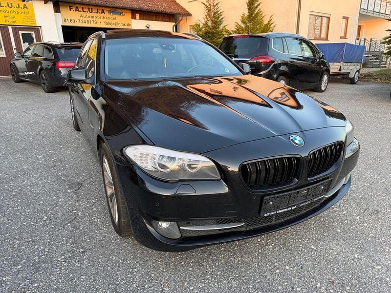 Gebraucht BMW 525 218 PS (160 kW) 2012 Schwarz Kombi