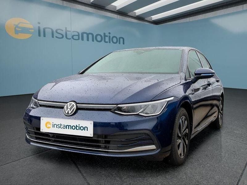 Gebraucht VW Golf VIII 150 PS (110 kW) 2022 Blau Kleinwagen