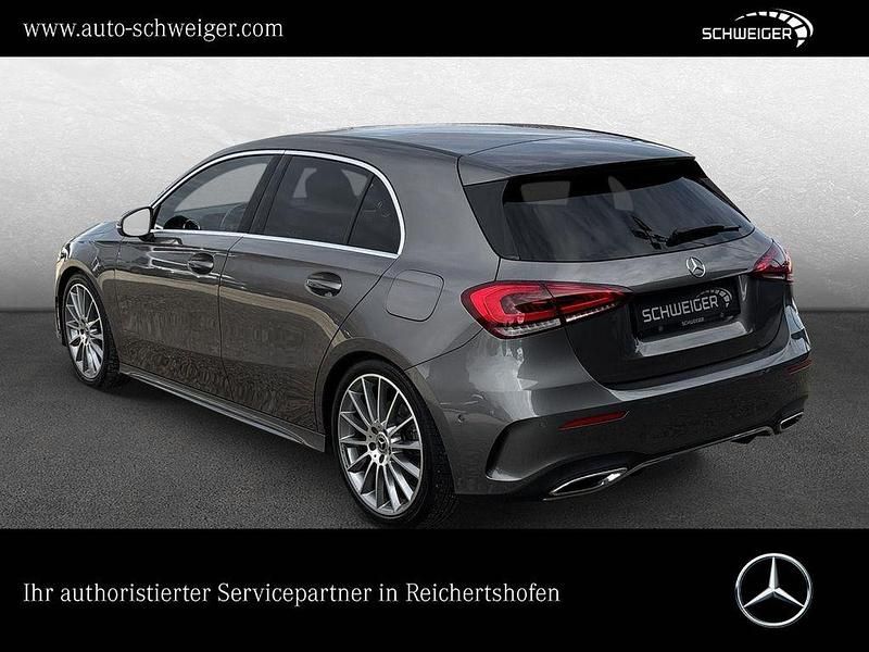 Gebraucht Mercedes A250 AMG line 224 PS (164 kW) 2022 Grau Limousine