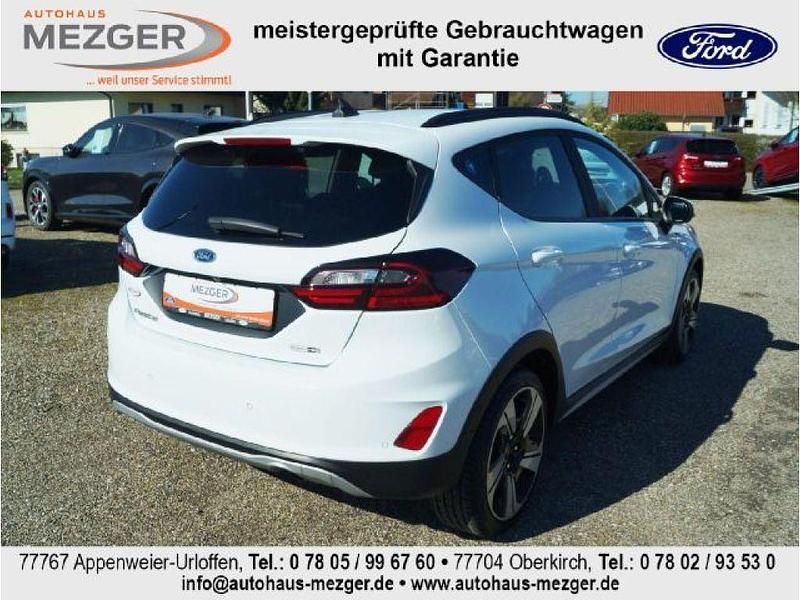 Gebraucht Ford Fiesta Active X 125 PS (91 kW) 2022 Frostweiß Kleinwagen