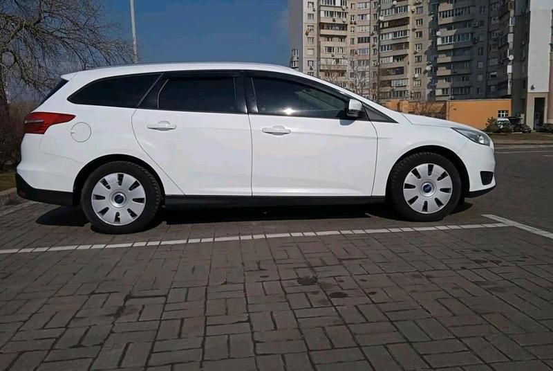 Gebraucht Ford Focus 125 PS (91 kW) 2017 Kombi