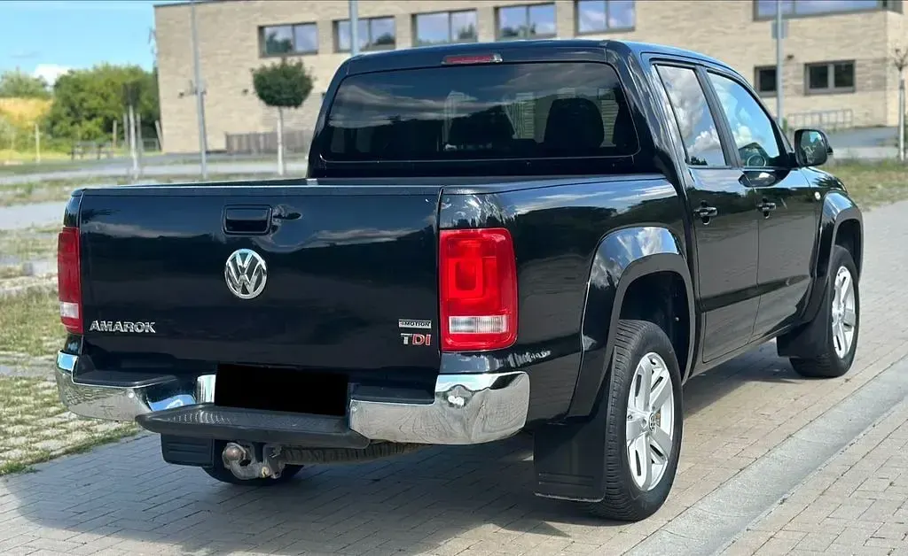 Gebraucht VW Amarok 163 PS (119 kW) 2012 Schwarz Pickup
