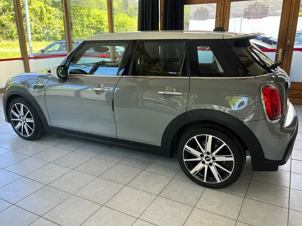 Gebraucht Mini Cooper S Classic 178 PS (130 kW) 2022 Grau Kleinwagen
