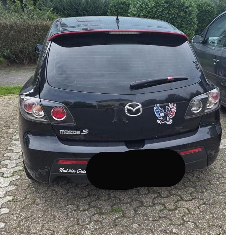 Schwarz Gebraucht 2007 Mazda 3 Limousine | 600 € (Superpreis) - Bild 1/4