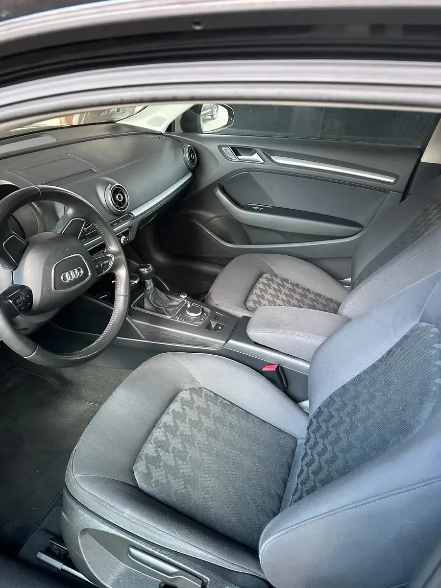 Gebraucht Audi A3 122 PS (89 kW) 2013 Schwarz Kleinwagen
