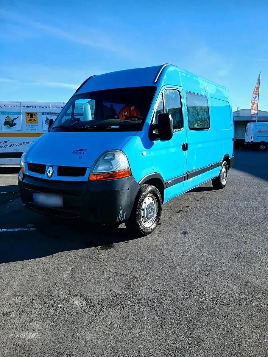 Usado Renault Master 130 HP (95 kW) 2005 Azul