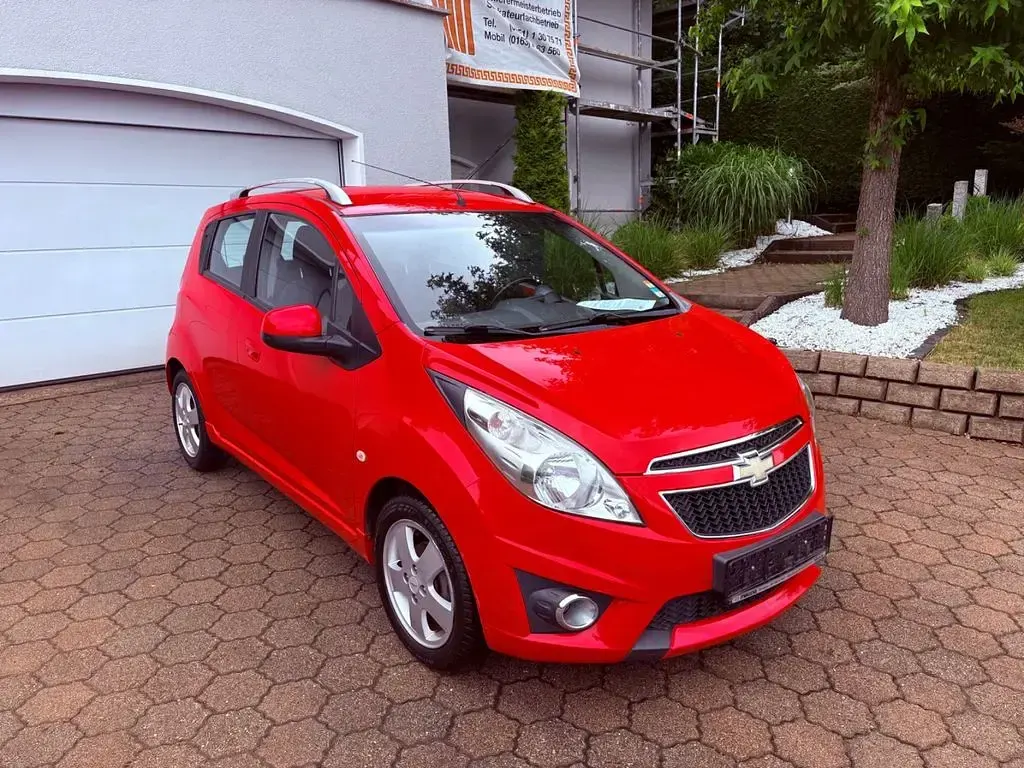 Gebraucht Chevrolet Spark LT 82 PS (60 kW) 2012 Rot Kleinwagen