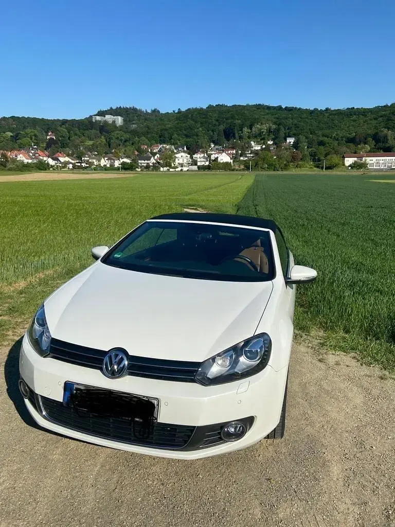 Gebraucht VW Golf Cabriolet 160 PS (117 kW) 2012 Weiß Cabrio