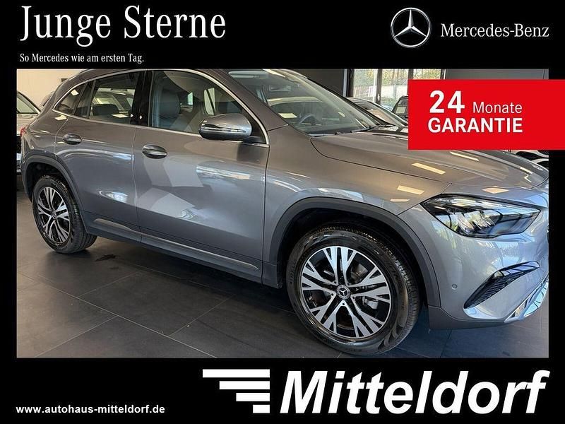 Grau Gebraucht 2024 Mercedes GLA200 Advanced SUV | 39.980 € (Etwas zu teuer) - Bild 1/4