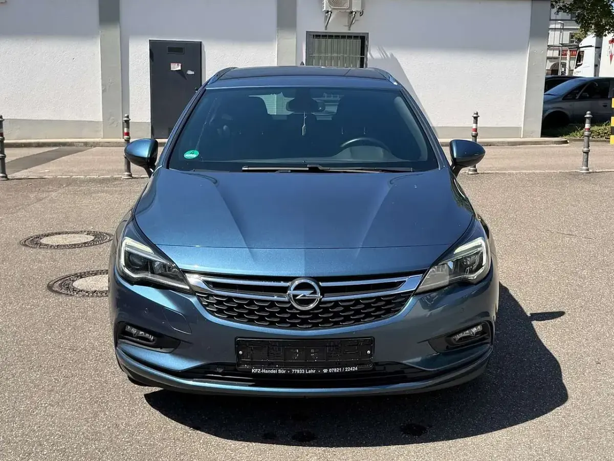 Gebraucht Opel Astra Dynamic 125 PS (91 kW) 2016 Blau Kombi