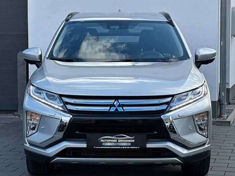 Gebraucht Mitsubishi Eclipse Cross Top 163 PS (119 kW) 2018 Silber SUV