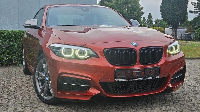 Orange Gebraucht 2018 BMW M240 M Sport Coupé | 28.900 € (Guter Preis) - Bild 1/4
