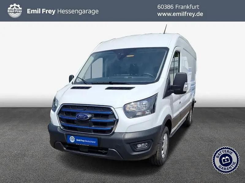 Weiß Gebraucht 2024 Ford E-Transit Trend Van | 41.638 € - Bild 1/3
