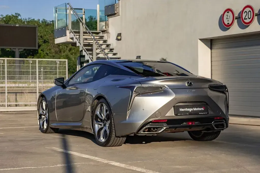 Gebraucht Lexus LC 500 Luxury Line 464 PS (341 kW) 2019 Silber