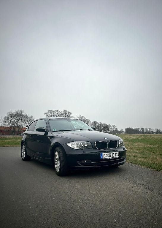 Gebraucht BMW 118 Performance 143 PS (105 kW) 2007 Schwarz Kleinwagen