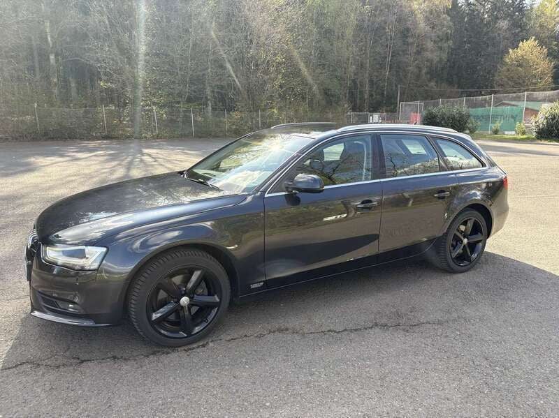 Gebraucht 2012 Audi A4 Attraction Kombi | 9.599 € (Fairer Preis) - Bild 1/4