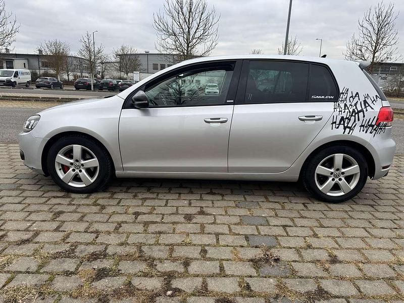 Gebraucht VW Golf VII Match 140 PS (102 kW) 2012 Silber Limousine