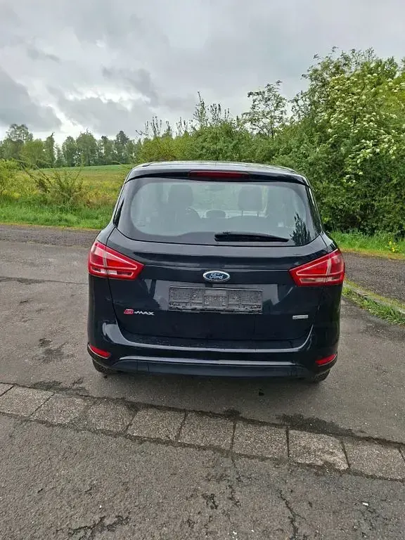 Occasion Ford B-MAX Titanium 101 ch (74 kW) 2015 Noir Monospace