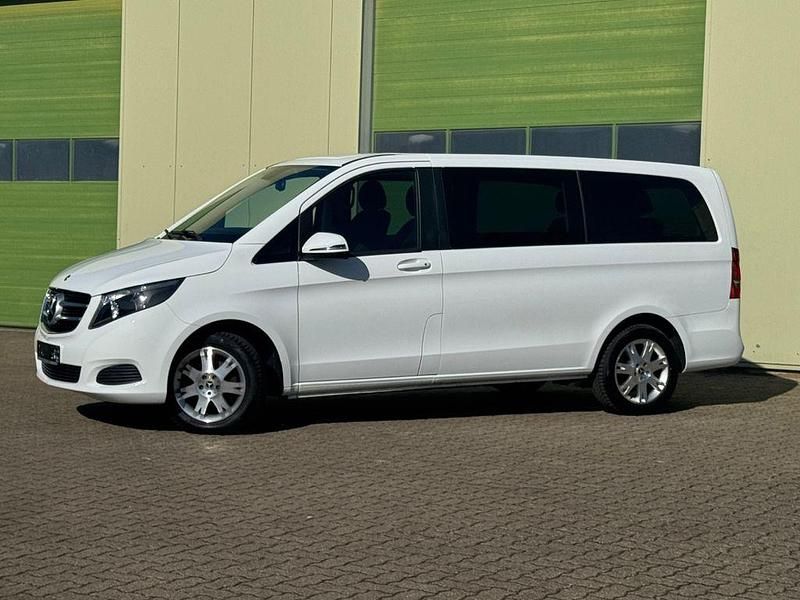 Gebraucht Mercedes V200 136 PS (100 kW) 2019 Weiß Van / Kleinbus