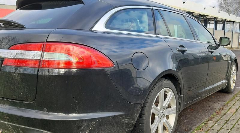 Gebraucht Jaguar XF Sportbrake 200 PS (147 kW) 2014 Schwarz Kombi
