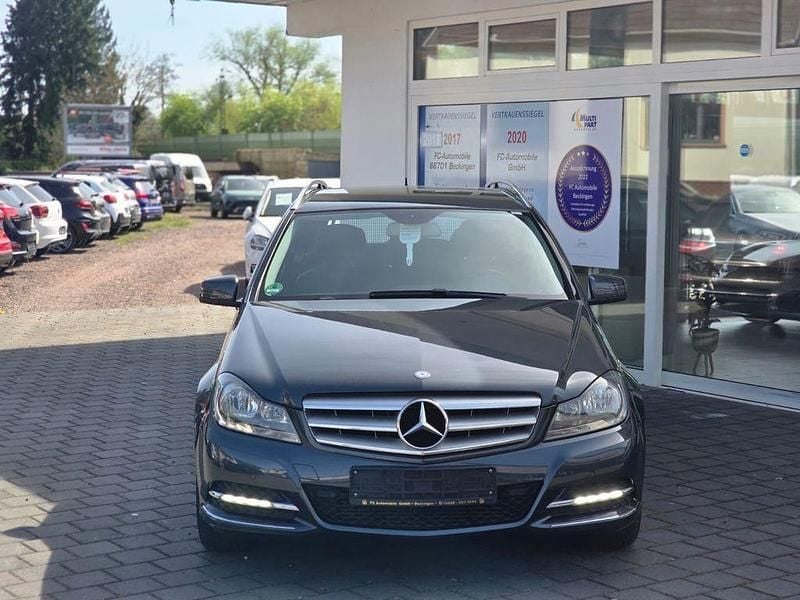 Gebraucht Mercedes C220 170 PS (125 kW) 2013 Grau Kombi