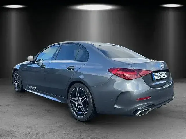 Gebraucht Mercedes C200 AMG 204 PS (150 kW) 2025 Grau Limousine
